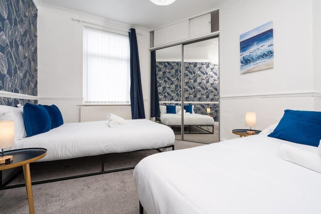 Spacious 3br - Pool Table - Games - Sleeps 9 Manchester